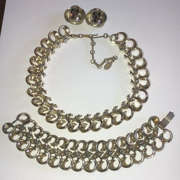 Lisner Light Gold Tone Chunky Retro 50s 60s Necklace Bracelet Earrings Set - Picture 10 of 12